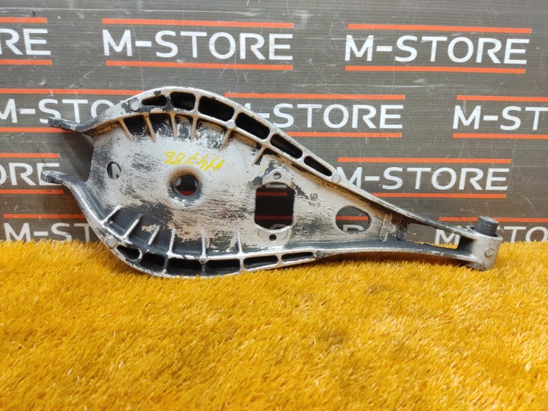 Рычаг подвески верхний, 500 рублей, Красноярск