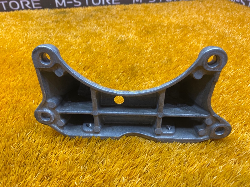 Кронштейн КПП, 380 рублей, Красноярск