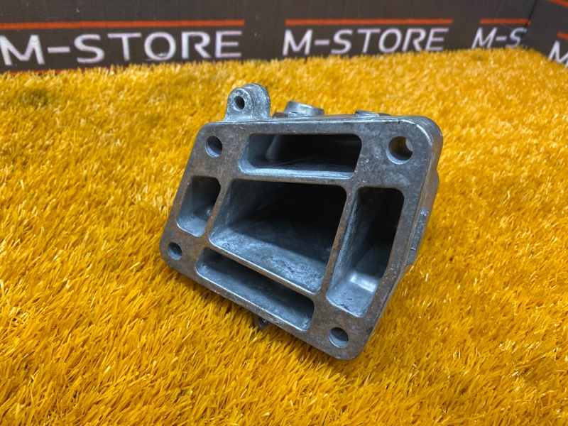 Кронштейн подушки двигателя, 1820 рублей, Красноярск