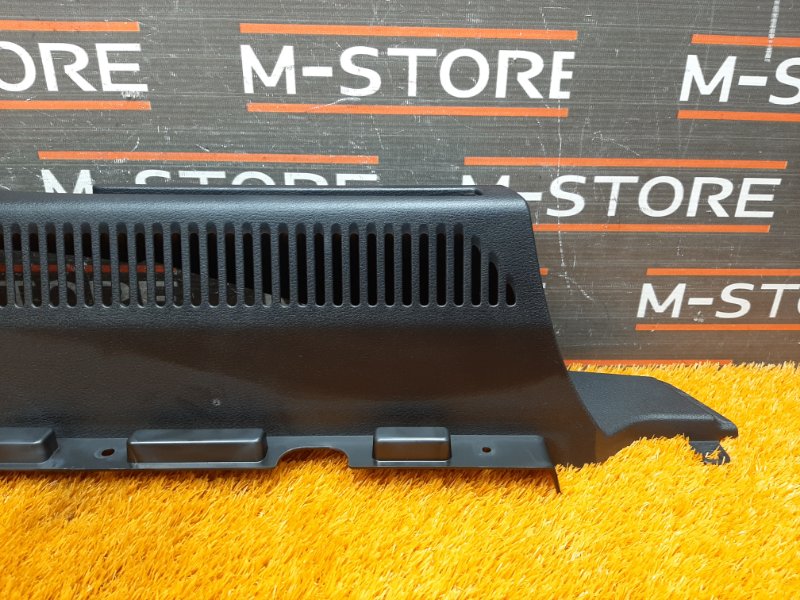 направляющая шторки багажника, 930 рублей, Красноярск