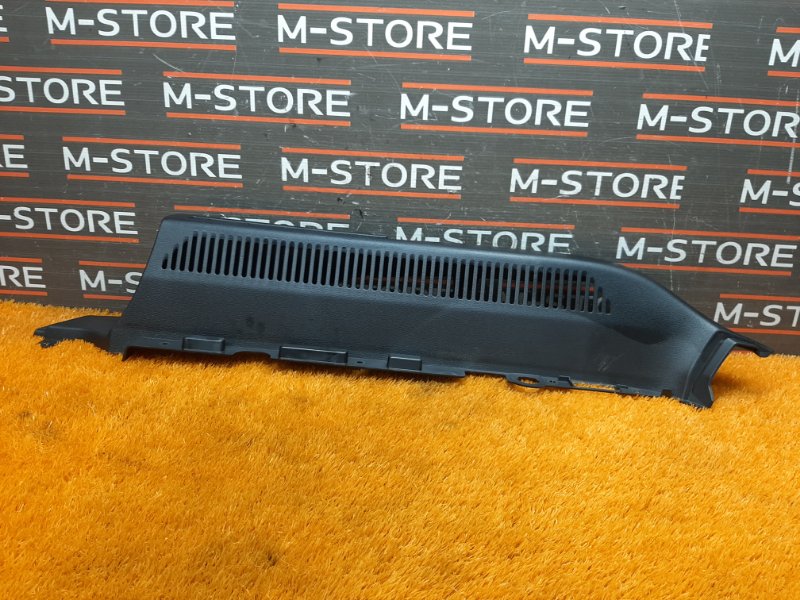 направляющая шторки багажника, 930 рублей, Красноярск