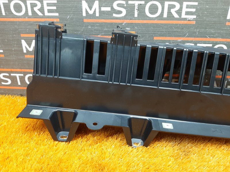 кронштейн направляющей шторки багажника, 930 рублей, Красноярск