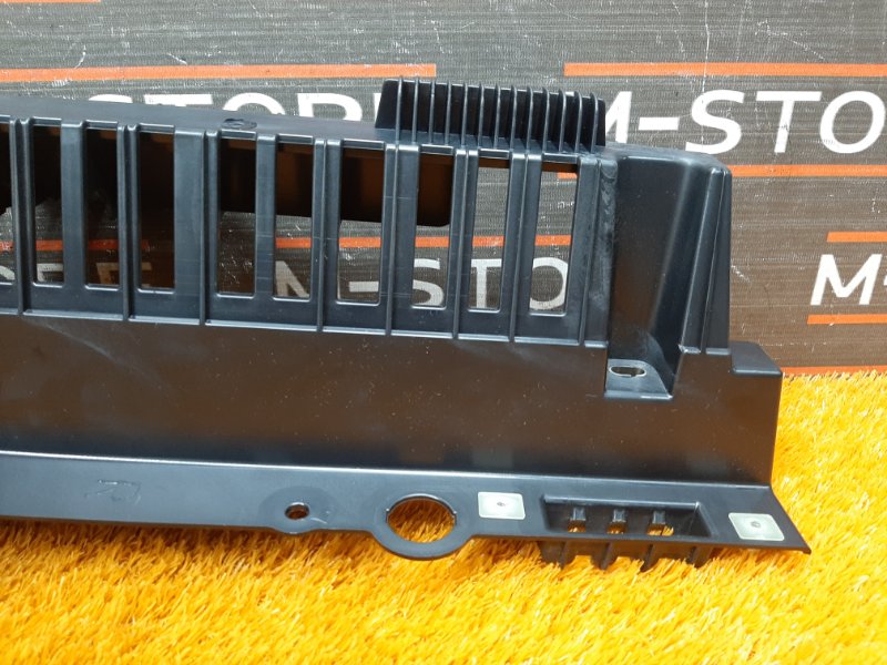 кронштейн направляющей шторки багажника, 930 рублей, Красноярск