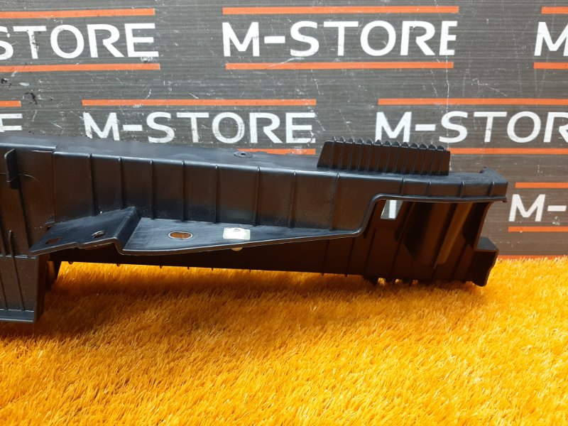 кронштейн направляющей шторки багажника, 930 рублей, Красноярск