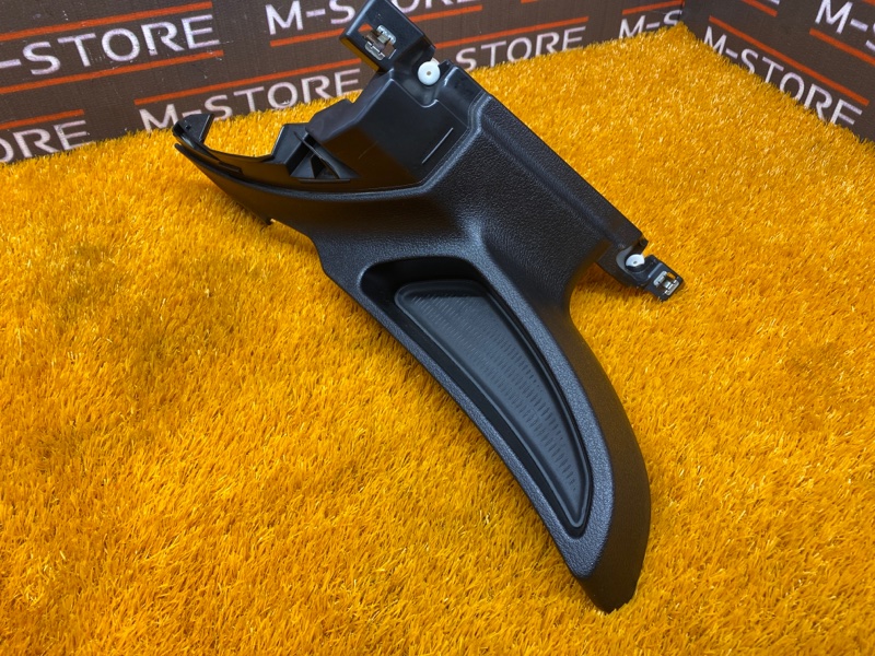 Накладка на порог салона, 670 рублей, Красноярск