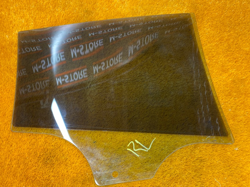 Стекло боковое, 1290 рублей, Красноярск