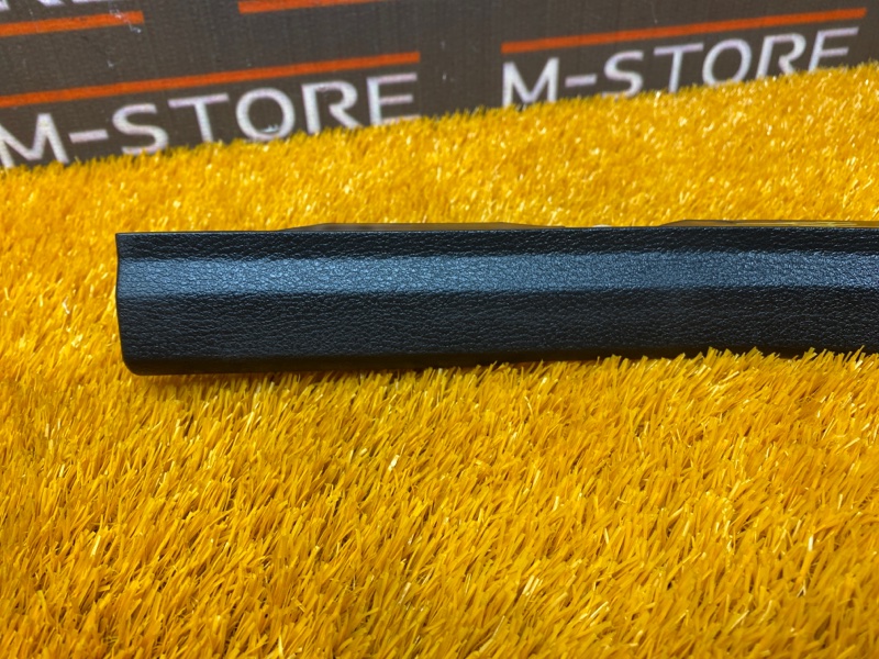 Накладка на порог салона, 350 рублей, Красноярск