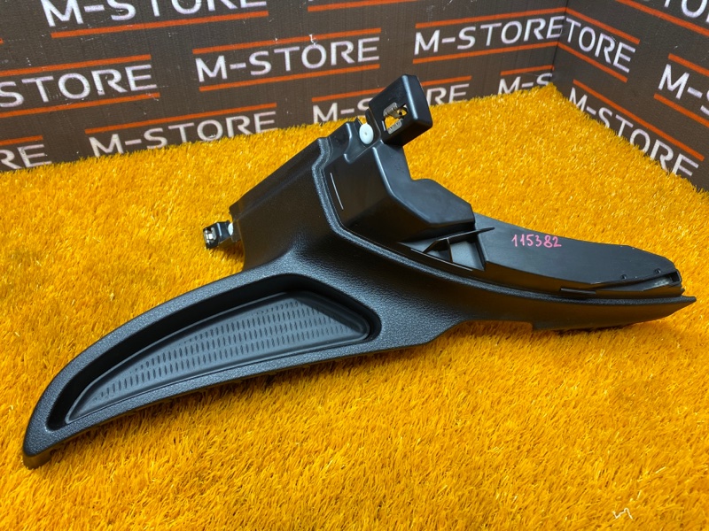 Накладка на порог салона, 670 рублей, Красноярск