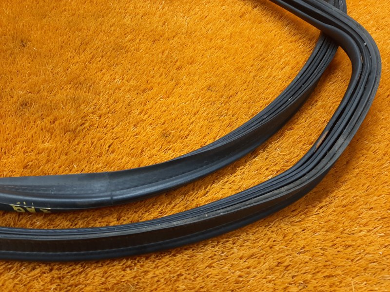 Уплотнитель багажника, 930 рублей, Красноярск