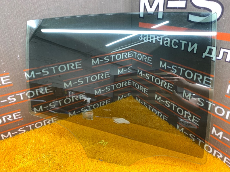 Стекло боковое, 1290 рублей, Красноярск