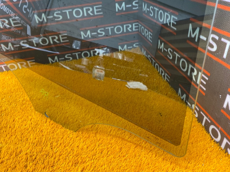 Стекло боковое, 1290 рублей, Красноярск