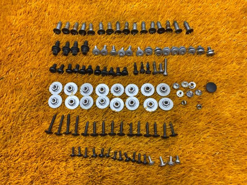 Болты и гайки дверей, 510 рублей, Красноярск