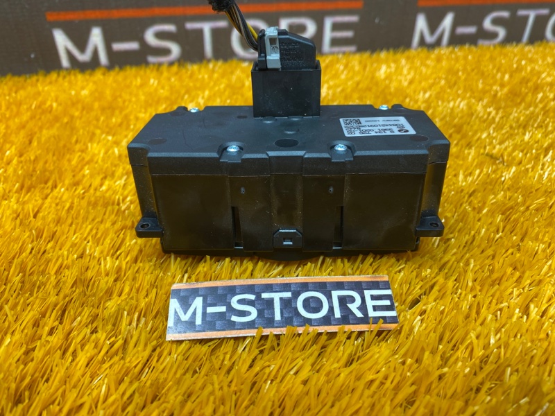 Переключатель света фар, 1000 рублей, Красноярск