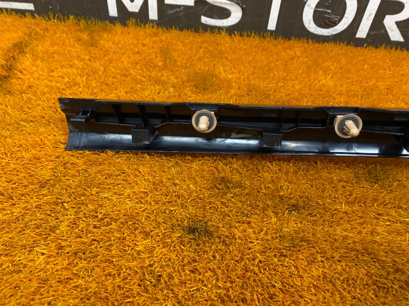 Накладка на порог салона, 670 рублей, Красноярск