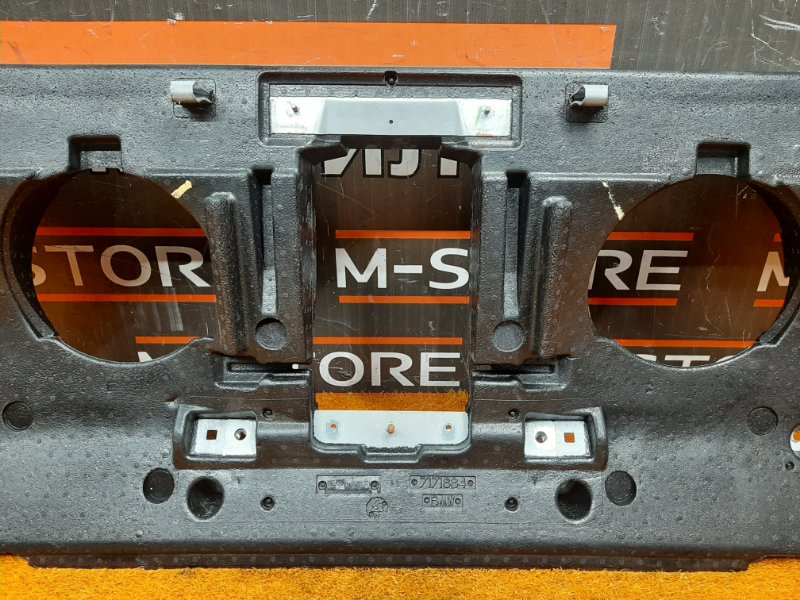 Накладка пола под задним сиденьем, 1500 рублей, Красноярск