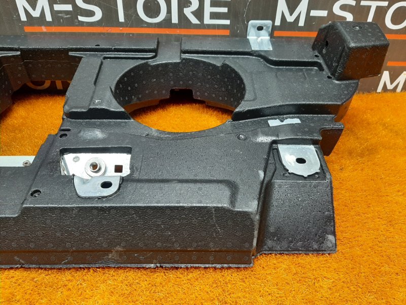 Накладка пола под задним сиденьем, 1500 рублей, Красноярск