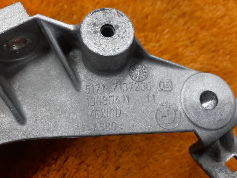 Кронштейн трапеции стеклоочистителя, 300 рублей, Красноярск