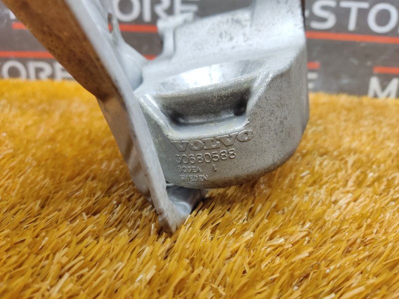 Кронштейн подушки двигателя, 450 рублей, Красноярск