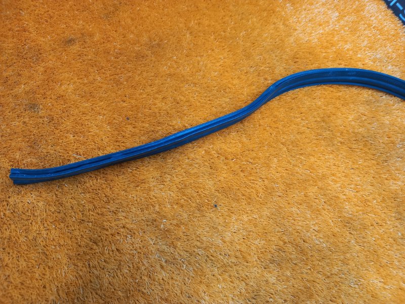 Уплотнитель капота, 570 рублей, Красноярск