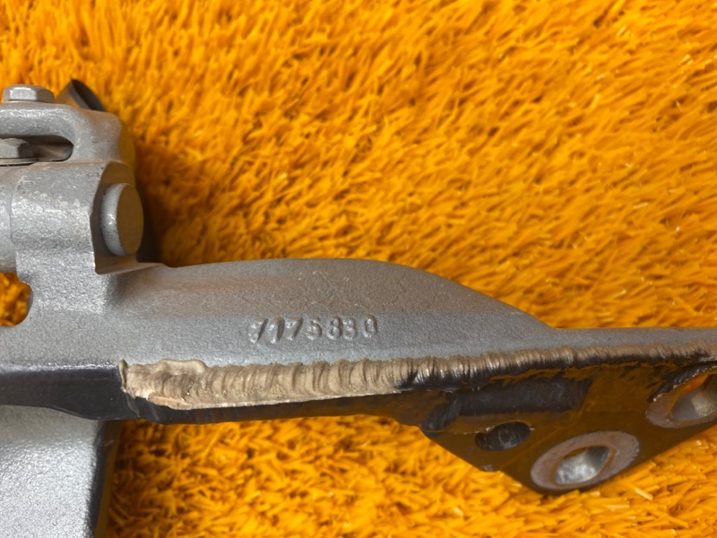 петля багажника, 1290 рублей, Красноярск