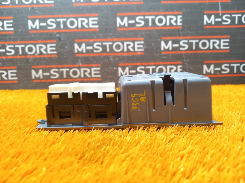 кнопка стеклоподъемника, 300 рублей, Красноярск