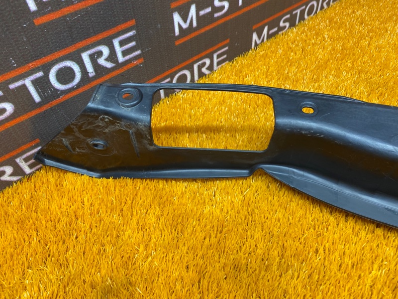 Водосток багажника, 630 рублей, Красноярск