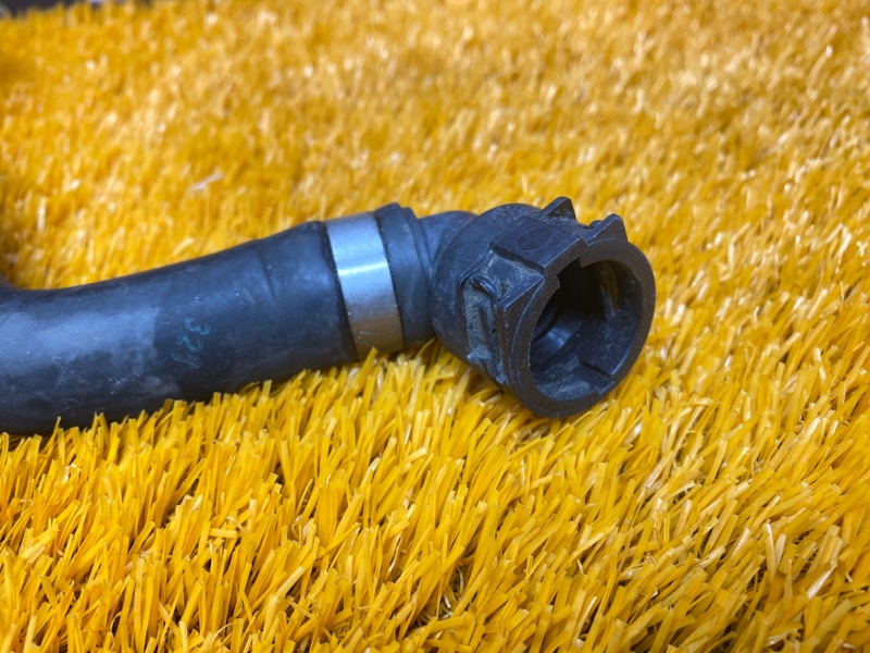 Патрубок системы охлаждения, 2700 рублей, Красноярск