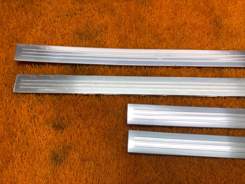 Накладка на порог салона, 1000 рублей, Красноярск