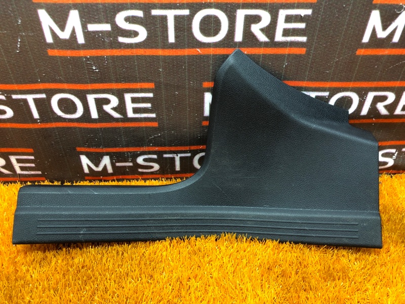 Накладка на порог салона, 400 рублей, Красноярск