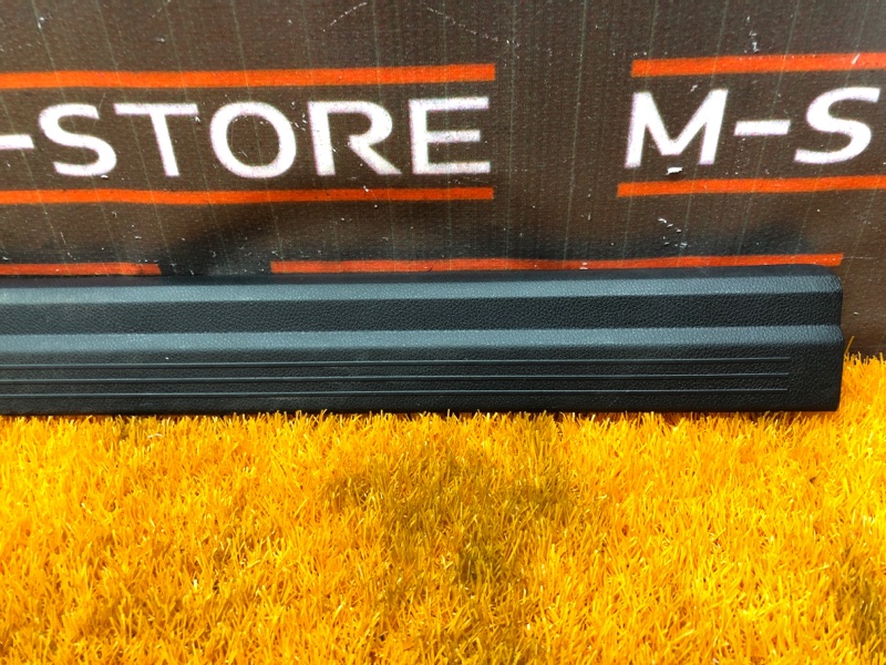 Накладка на порог салона, 300 рублей, Красноярск