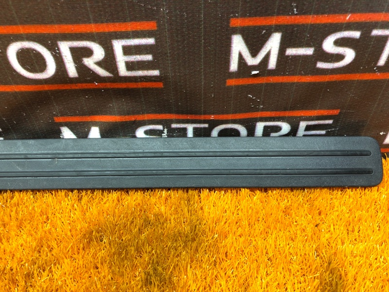 Накладка на порог салона, 300 рублей, Красноярск