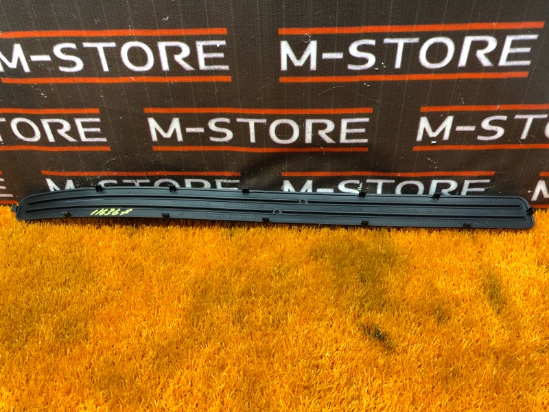 Накладка на порог салона, 300 рублей, Красноярск