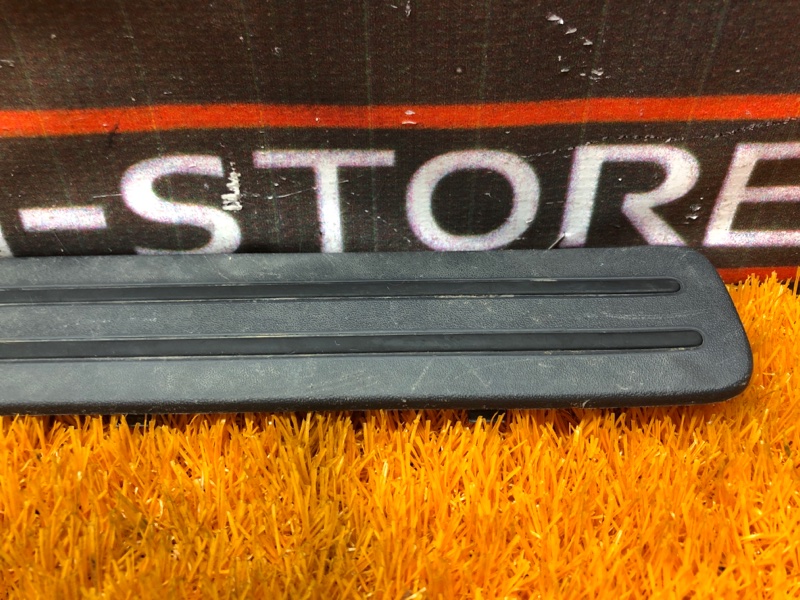 Накладка на порог салона, 210 рублей, Красноярск