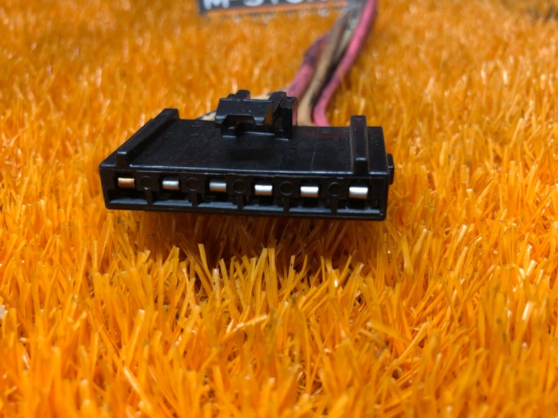 разъем блока комфорта, 380 рублей, Красноярск