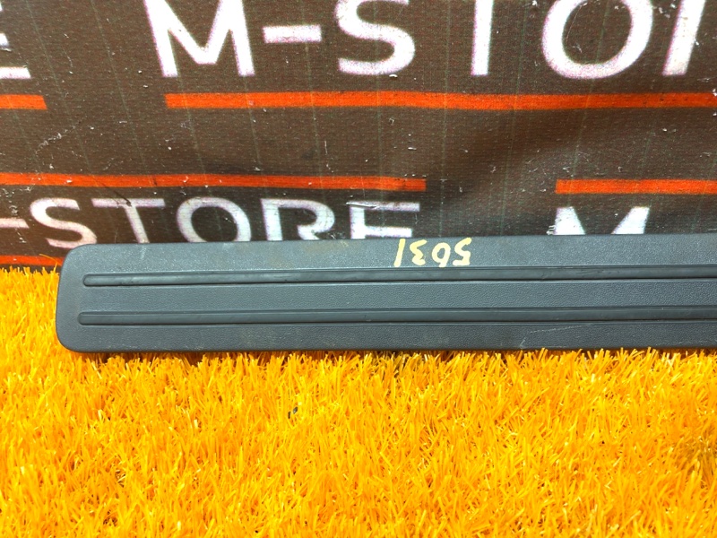 Накладка на порог салона, 210 рублей, Красноярск