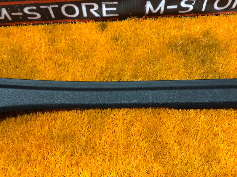 Накладка на порог салона, 270 рублей, Красноярск