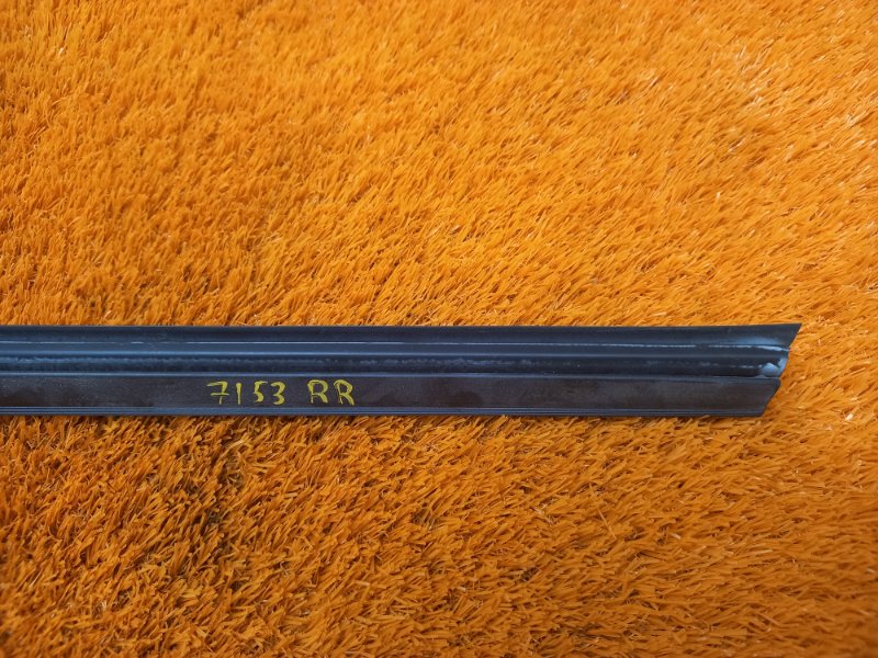 уплотнитель стекла двери, 340 рублей, Красноярск