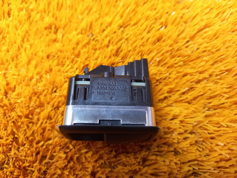 кнопка стеклоподъемника, 300 рублей, Красноярск