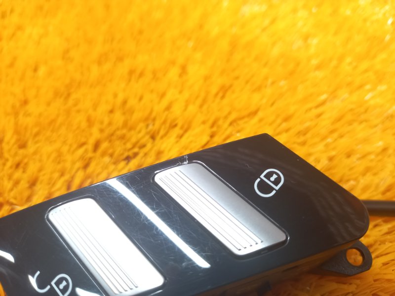 Кнопка центрального замка, 500 рублей, Красноярск