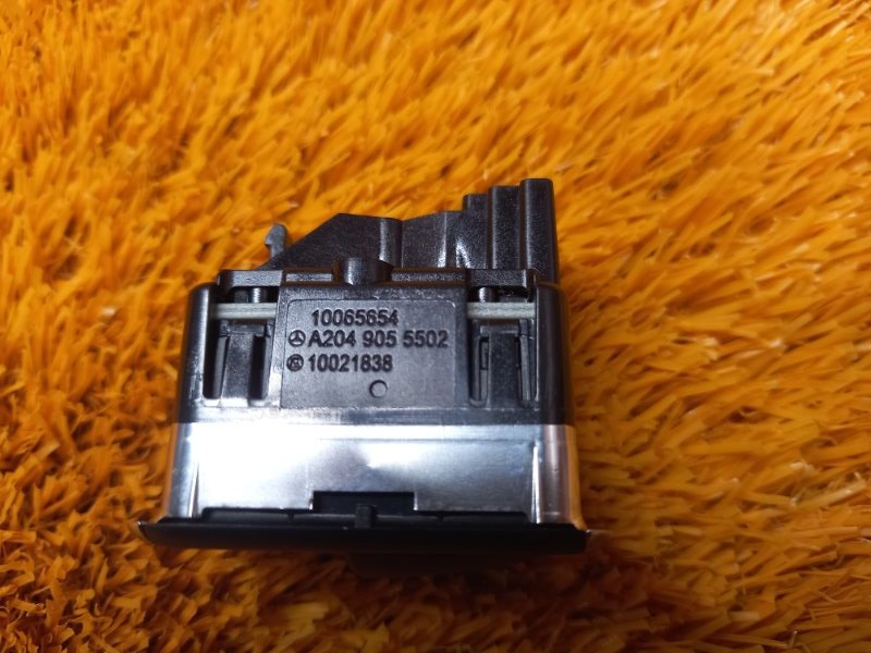 кнопка стеклоподъемника, 300 рублей, Красноярск