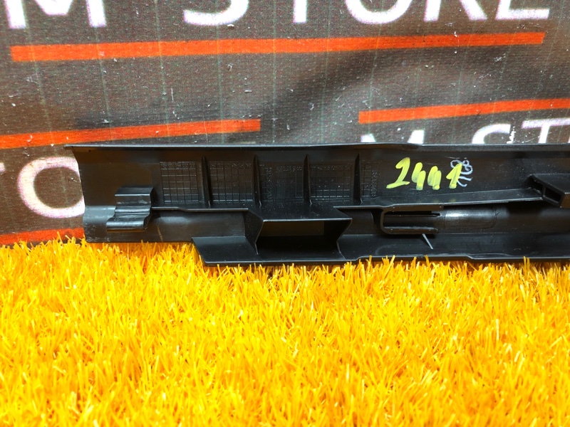 Накладка на порог салона, 350 рублей, Красноярск