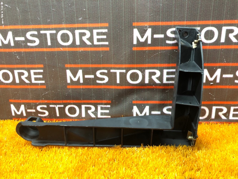 крепление бампера, 200 рублей, Красноярск