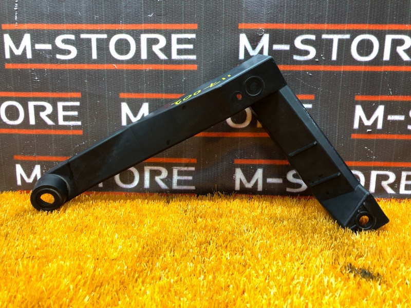 крепление бампера, 200 рублей, Красноярск