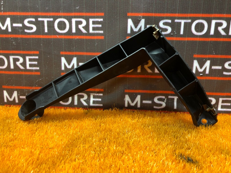 крепление бампера, 200 рублей, Красноярск