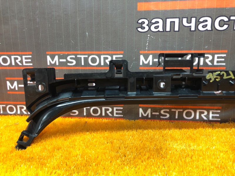 крепление бампера, 500 рублей, Красноярск