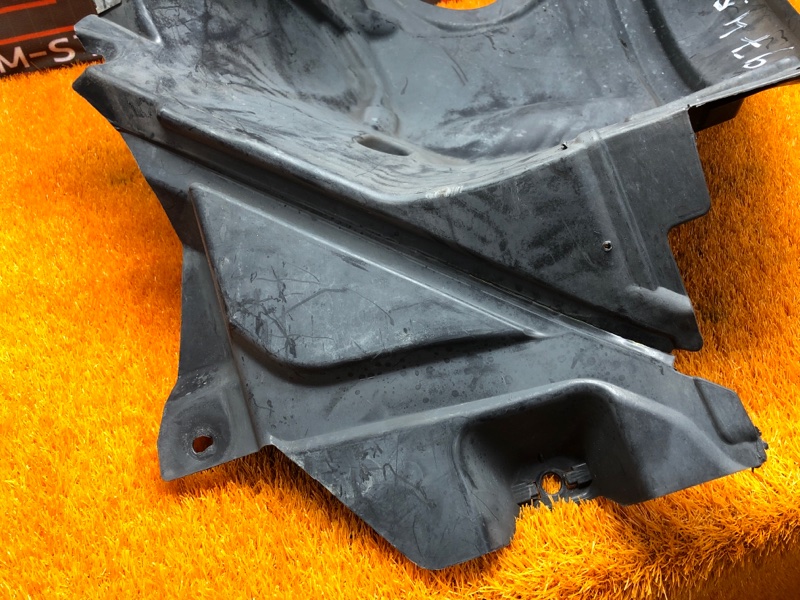 подкрылок, 720 рублей, Красноярск