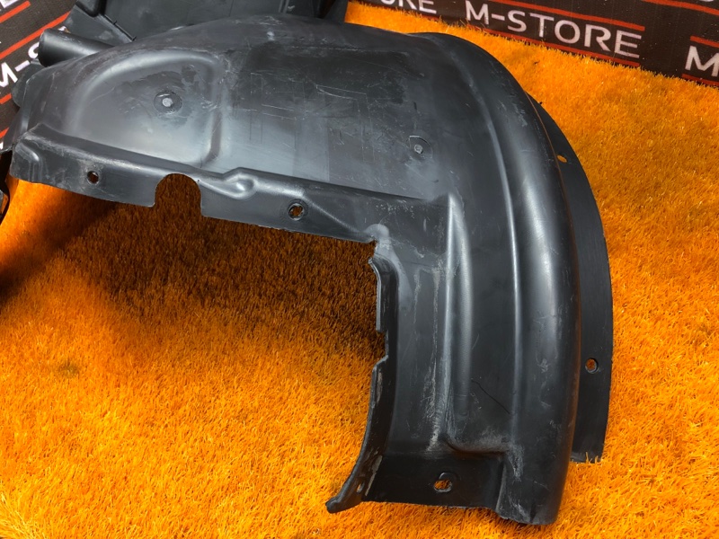 подкрылок, 900 рублей, Красноярск