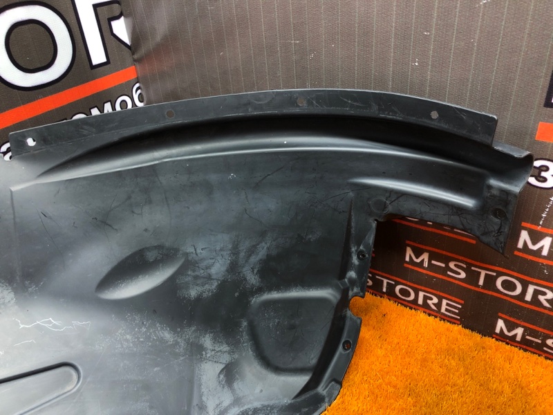 подкрылок, 1000 рублей, Красноярск