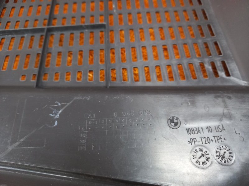 решетка под лобовое стекло, 340 рублей, Красноярск