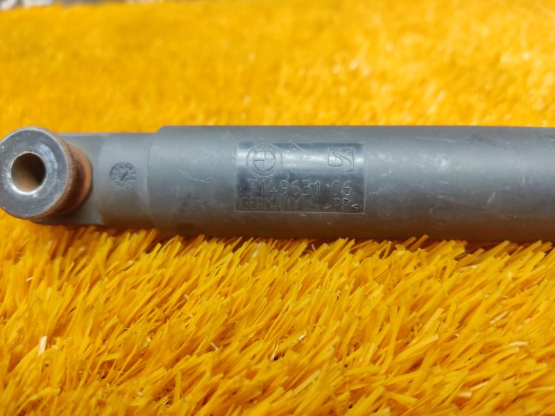 амортизатор багажника, 700 рублей, Красноярск